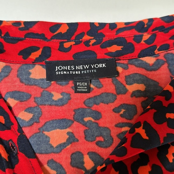 Jones New York Signature Petite Tunic Shirt - Picture 9 of 10